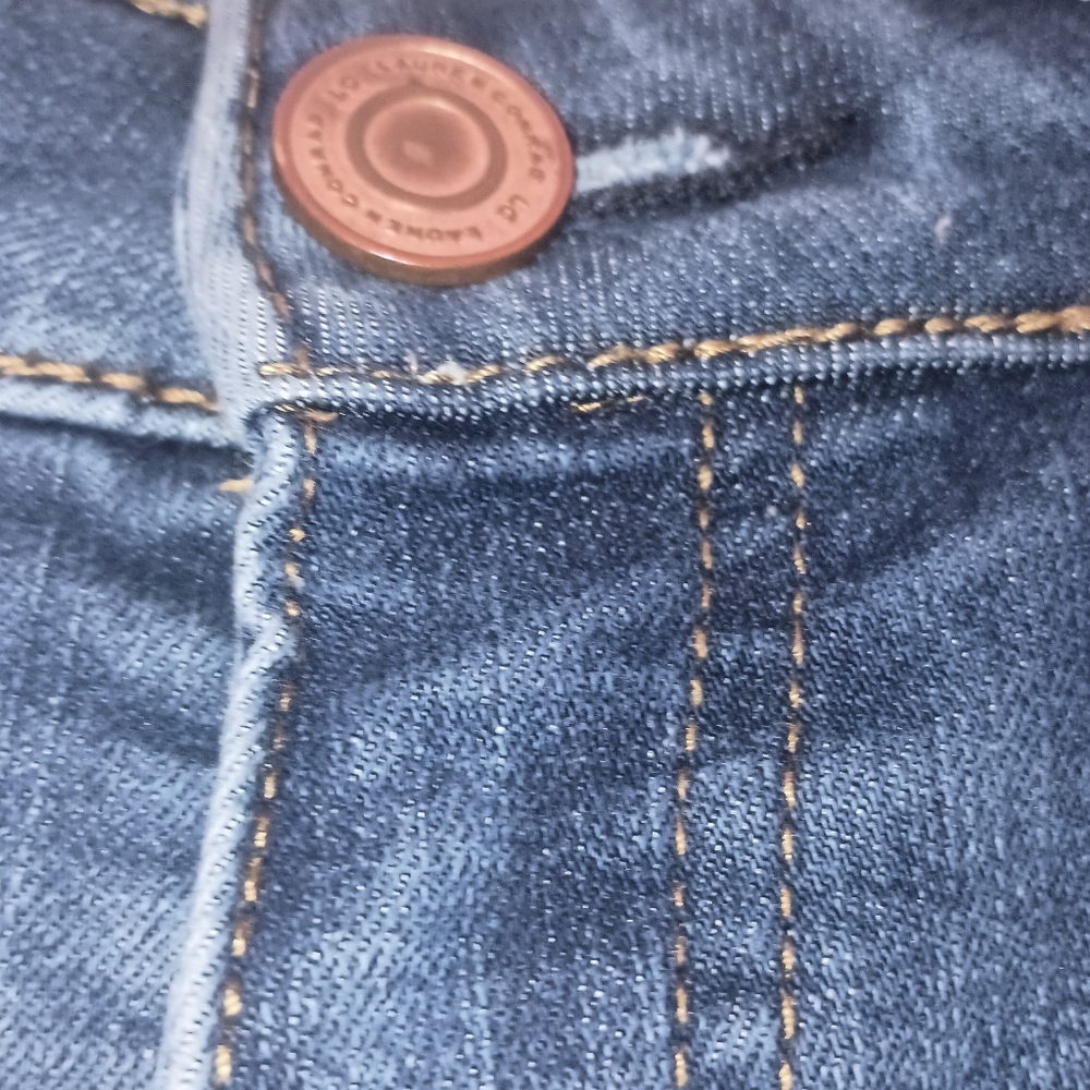 Jeans - Picture 3 of 6